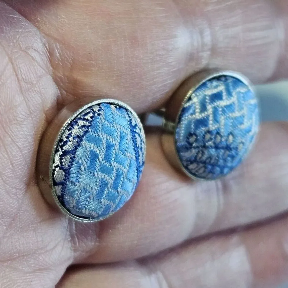 Silver Tone Blue And White Silky Fabric Round Cufflinks Vintage